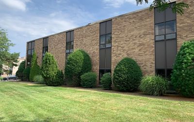 FOR LEASE 33 500 SQ. FT. AT 355 MICHELE PLACE IN CARLSTADT